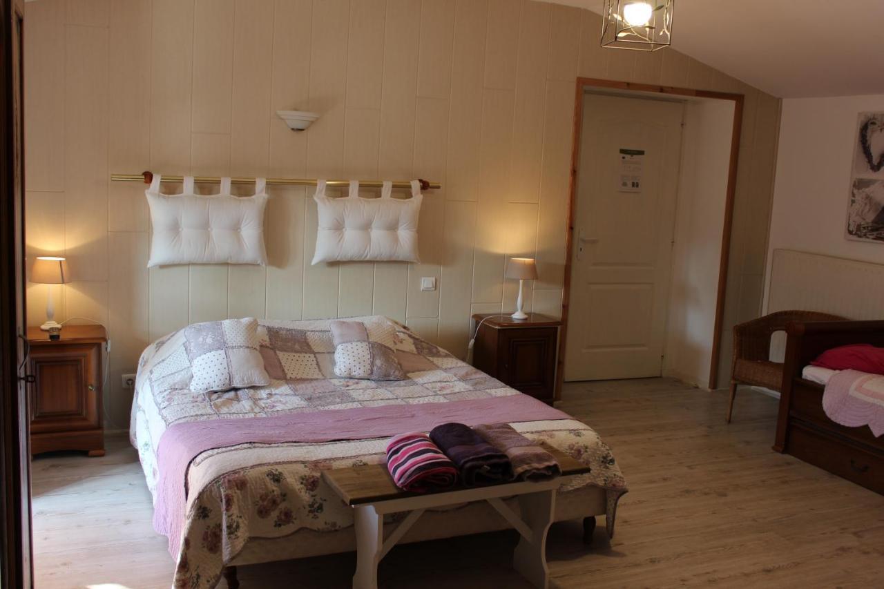 Bed and Breakfast Les Perrieres Saint-Germain-la-Ville Exterior foto